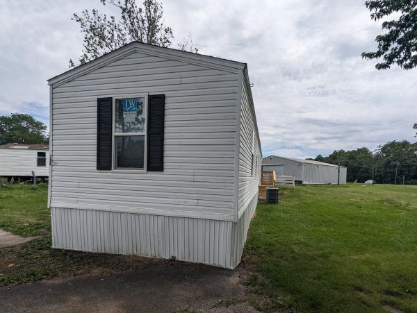 2005 Cavalier mobile Home