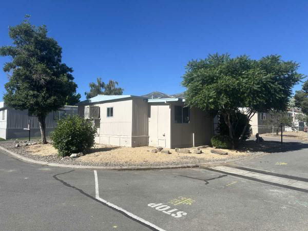 1973 GREEN FIELD Manufactured Home