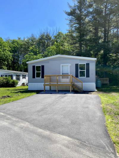 Mobile Home at 56 Estate Drive Barrington, NH 03825