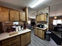 1988 SKYLINE	 OAK MANOR	 Manufactured Home