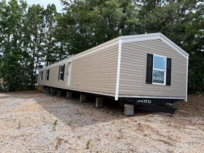 Mobile Home at 3606 Pepperell Pkwy Opelika, AL 36801