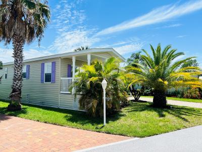 Photo 2 of 18 of home located at 71 S. Harbor Drive Vero Beach, FL 32960