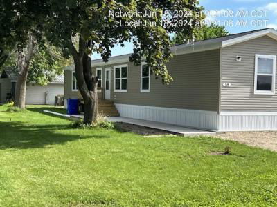 Mobile Home at 355 Henry Street New London, WI 54961