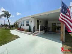 Photo 4 of 64 of home located at 7808 Coral Lane Ellenton, FL 34222