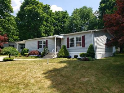 Mobile Home at 6 Tanglewood Drive Cream Ridge, NJ 08514