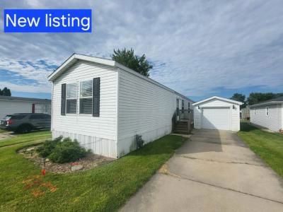 Mobile Home at 121 Flamingo Drive Beecher, IL 60401