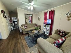 Photo 4 of 11 of home located at 125 Coachlight Court Sanford, FL 32773