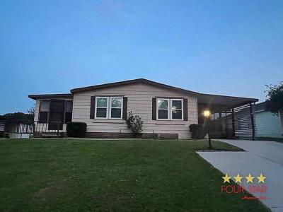 Mobile Home at 1719 Myrtle Beach Dr Lady Lake, FL 32159