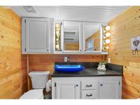 1996 Woodland Manufactured Home