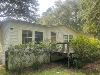 Mobile Home at 8140 Christina Rd Tallahassee, AL 32305