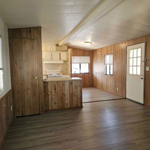 1984 Silvercrest Manufactured Home