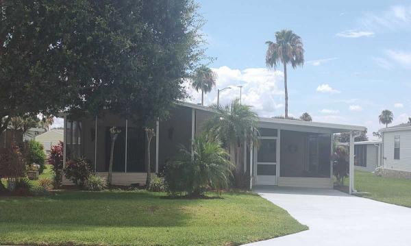 Photo 1 of 2 of home located at 8803 Twitty Rd Sebring, FL 33876