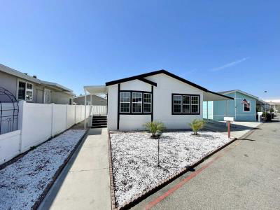 Mobile Home at 30 Magnolia Via Anaheim, CA 92801