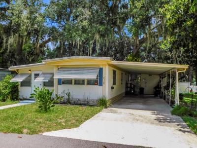 Mobile Home at 4738 Lakeside Drive Zephyrhills, FL 33542