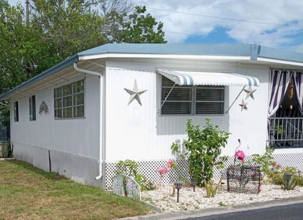 1976 SEAB Manufactured Home