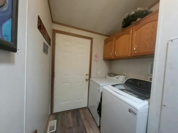 2002 Highland Stoneybrook Mobile Home