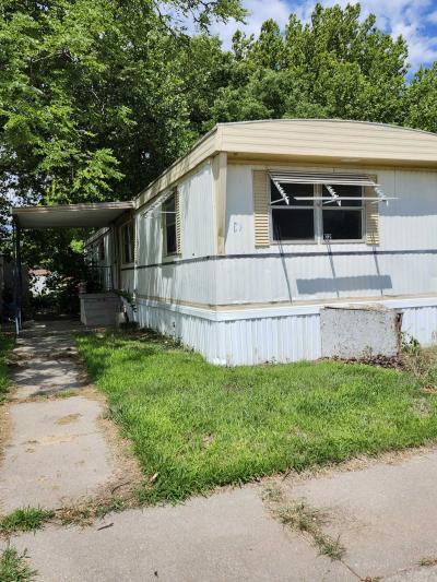 Mobile Home at 620 Country Club Rd Lot C2 Pratt, KS 67124