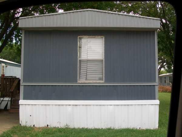 1983 KAUFMAN AND BOARD Mobile Home For Sale