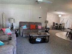 Photo 2 of 11 of home located at 401 Kingslake Drive Debary, FL 32713