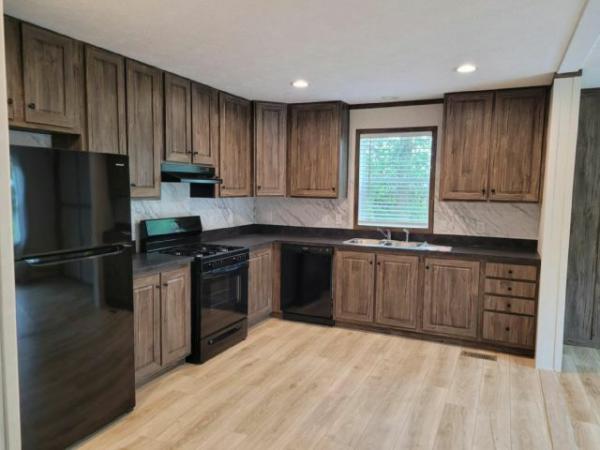 2024 Clayton - Wakarusa, IN The Pulse Manufactured Home