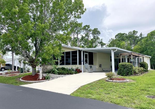 2000 JACOBSON HS Manufactured Home