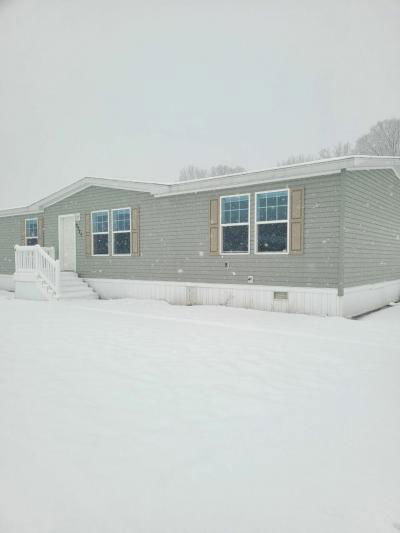 Mobile Home at 8725 Sand Wedge Trail Lot 776 West Olive, MI 49460