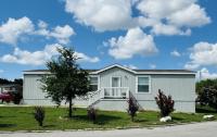 2019 CHAMPION HOME BUILDERS INC 24CSD2856L Mobile Home