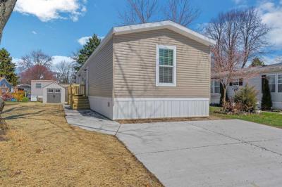 Mobile Home at 328 Greenwood Wixom, MI 48393