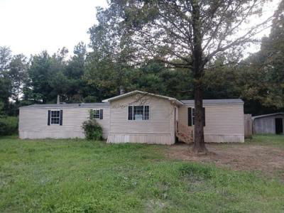 Mobile Home at 755 Arizona Ln W Star City, AR 71667