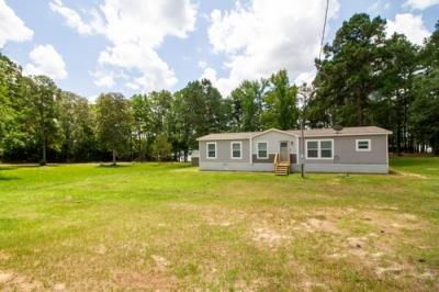 Mobile Home at 105 Homefront Rd Saline, LA 71070