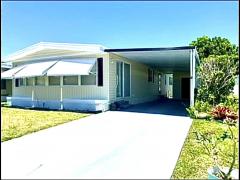 Photo 1 of 33 of home located at 125 NE La Vaughn Cir Jensen Beach, FL 34957