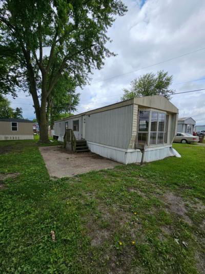 Mobile Home at Lot 22 - 407 Reid St Carlinville, IL 62626