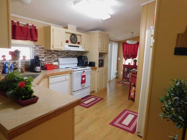 1997 Fleetwood Heritage Pointe Manufactured Home