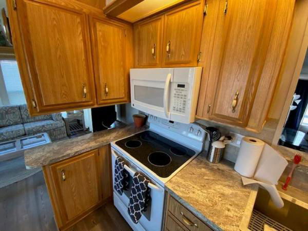 1992 Cavco Manufactured Home