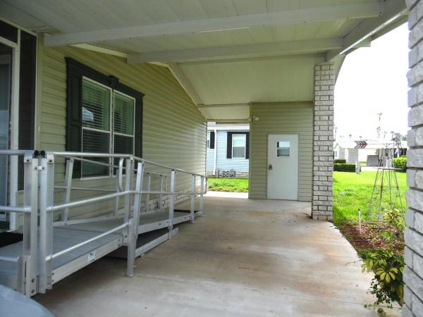 2005 Homes of Merit Mobile Home