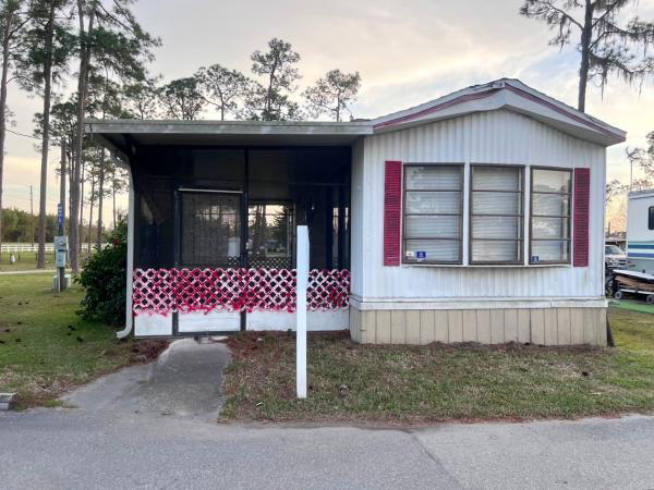 1988 Rosewood mobile Home