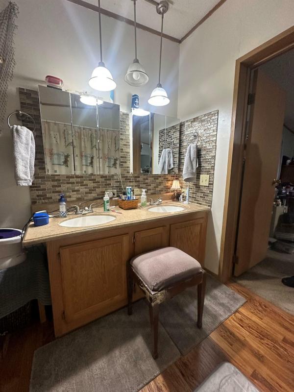 2000 REDMAN 143 6522W  Home