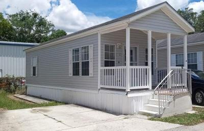 Mobile Home at 1110 Chicago Bulls St Avon Park, FL 33825