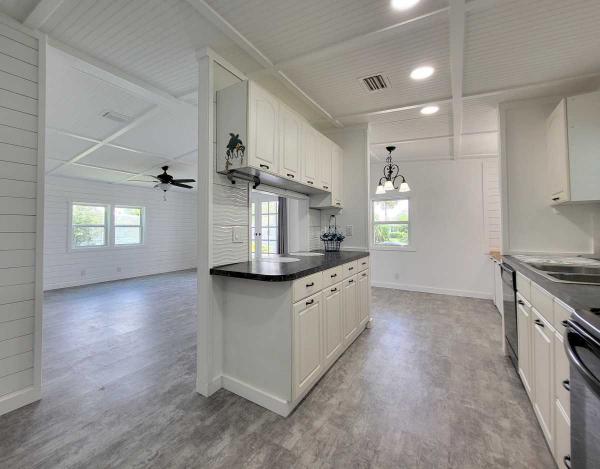 Photo 1 of 2 of home located at 5640 Halifax Drive Sarasota, FL 34233