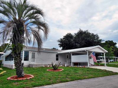 Photo 4 of 61 of home located at 1902 Jasper Place Ocala, FL 34472