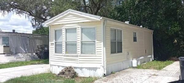 1992 FLAG Manufactured Home