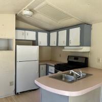 1990 Park Manufactured Home