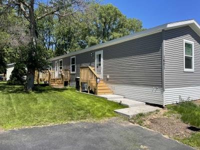 Mobile Home at 1601 Park St Shoreview, MN 55126