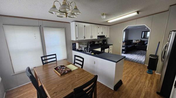 1998 Fleetwood Manufactured Home