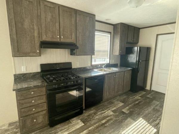 2021 Clayton - Wakarusa, IN 95PLH16562AH20S Manufactured Home