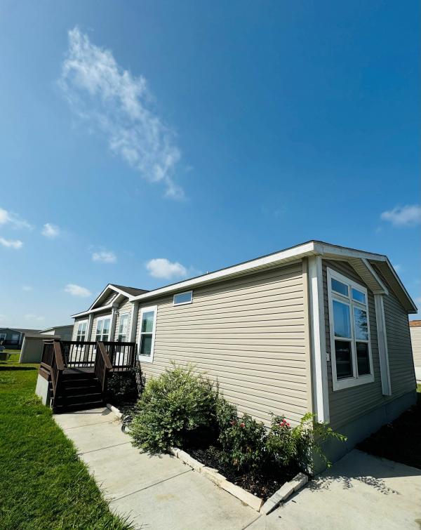 2016 Clayton Homes Inc Mobile Home For Rent