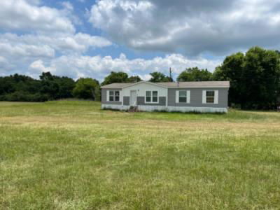 Mobile Home at 2334 Hilltop Farm Rd Prattville, AL 36067