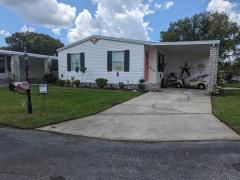 Photo 1 of 16 of home located at 24 E Hampton Dr Auburndale, FL 33823