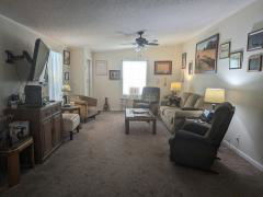 Photo 4 of 16 of home located at 24 E Hampton Dr Auburndale, FL 33823