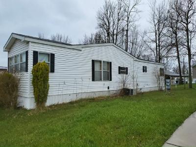 Photo 1 of 8 of home located at 52 Waterview Parkway Hamburg, NY 14075